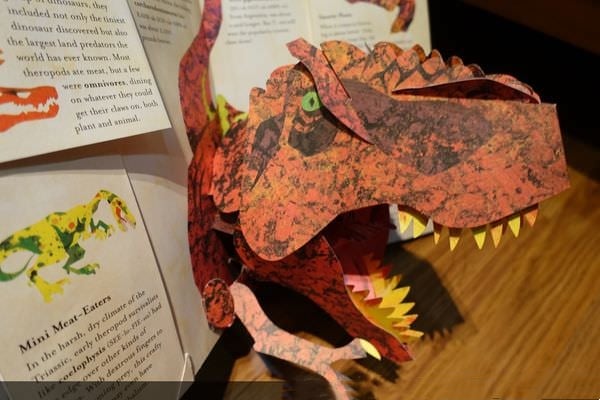 🦖3D Encyclopedia Prehistorica Dinosaurs📙HARDCOVER